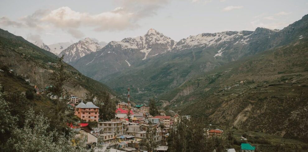 Scenic view of Manali hill station